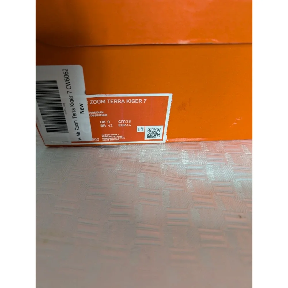 Nike Air Zoom Terra Kiger 7 Trail Running Shoes US 10 CW6062-800